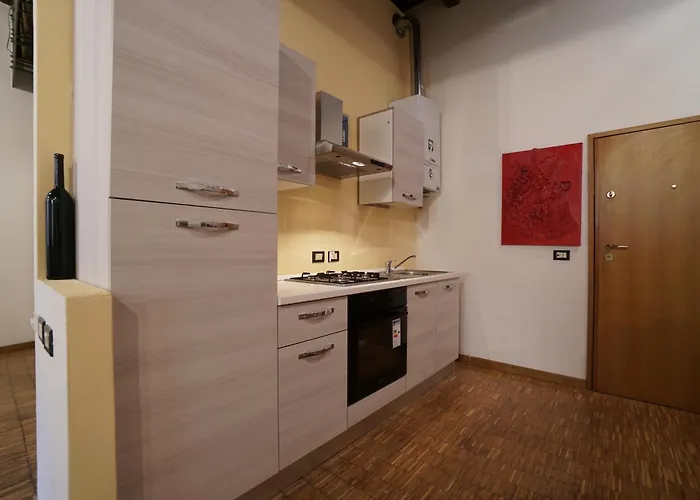 Romeohouse With Wifi Apartment *